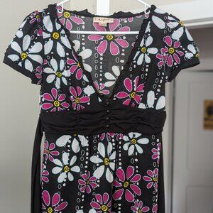 Self Esteem Junior's flower top, size small